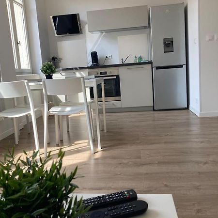 Magnifique T2 J Jaures Avec Garage Daire Saint-Etienne  Dış mekan fotoğraf